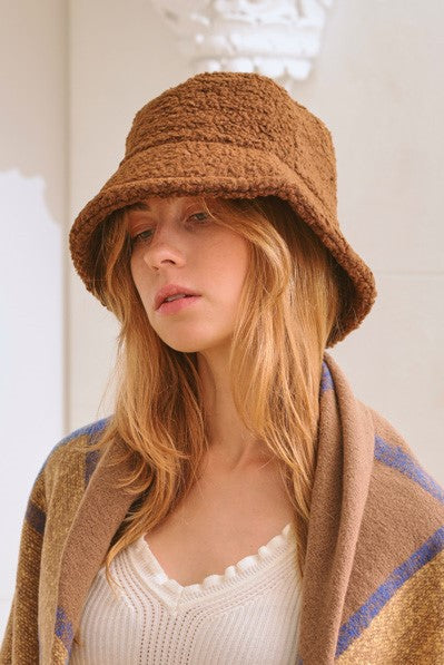 TEDDY BEAR BUCKET HAT