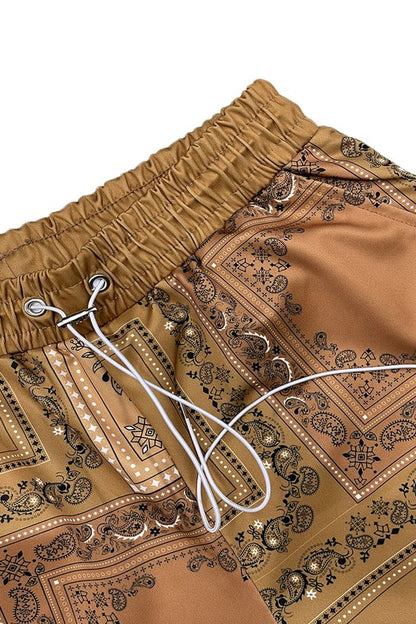 Weiv Mens Paisley Bandana Print Shorts