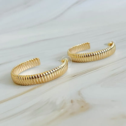 Lux Cabled Golden Hoop Earrings